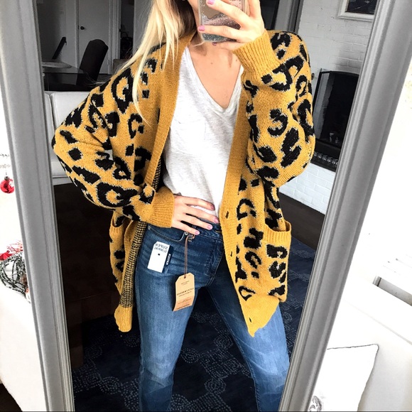 🆕 MUSTARD YELLOW BLACK LEOPARD PRINT CARDIGAN! - Picture 3 of 8
